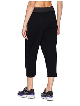 Amazon | NikeスポーツウェアTech Fleece Croppedスニーカー